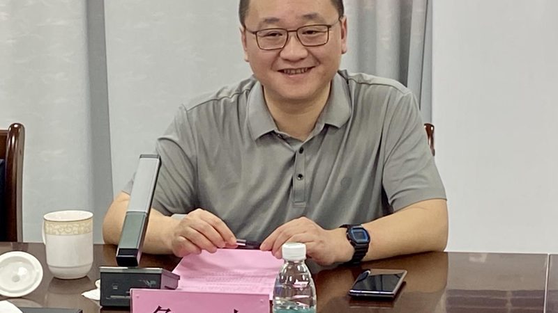 解码电子元器件：型号解析与选型逻辑**